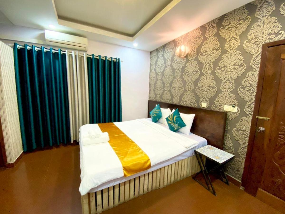 Moonlight Villa Phnom Penh Ngoại thất bức ảnh