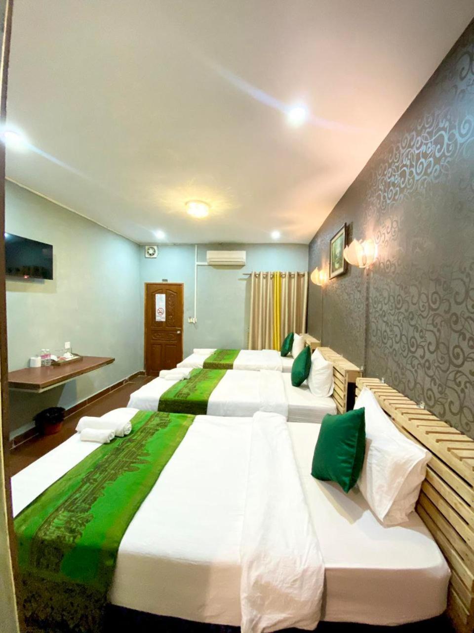 Moonlight Villa Phnom Penh Ngoại thất bức ảnh