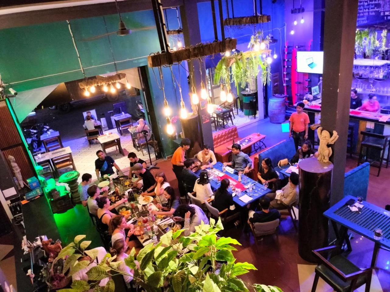 Moonlight Villa Phnom Penh Ngoại thất bức ảnh