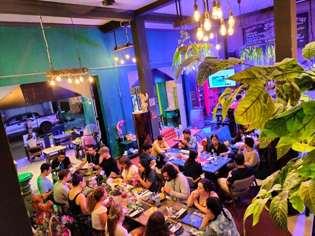 Moonlight Villa Phnom Penh Ngoại thất bức ảnh