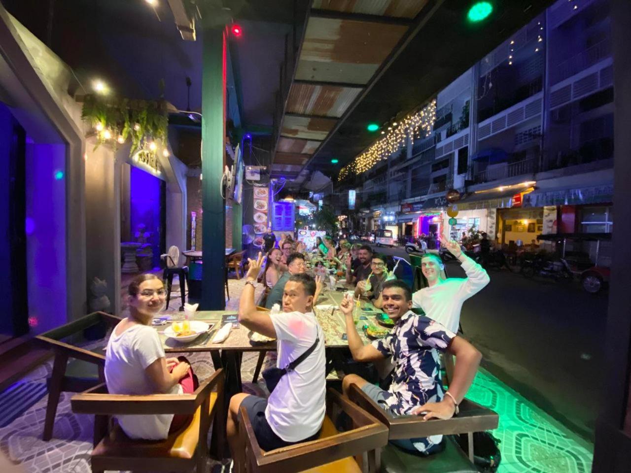 Moonlight Villa Phnom Penh Ngoại thất bức ảnh